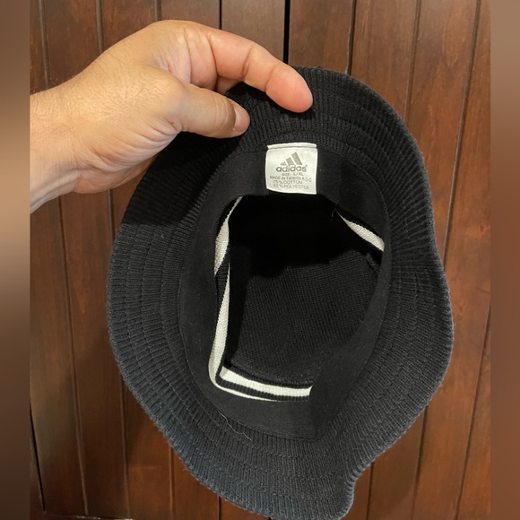 Vintage adidas bucket hat - Picture 2 of 5
